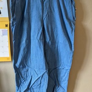 Old Navy Wide Leg Chambray Cropped Jeans